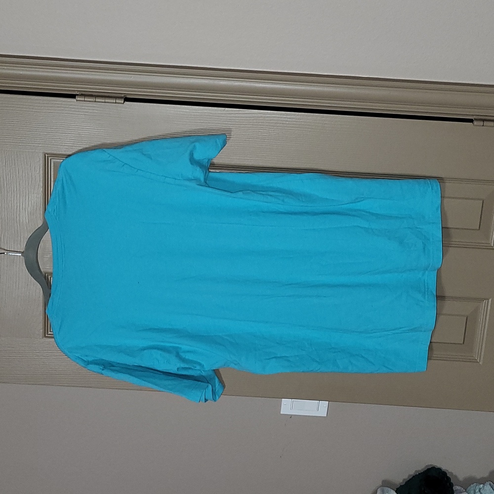 Shirt - Picture 6 of 6